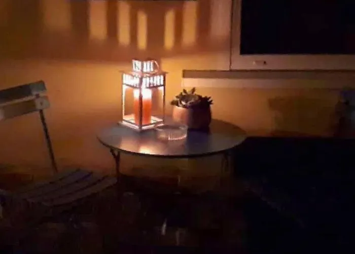 Modern Stylish 2 Bedroom *