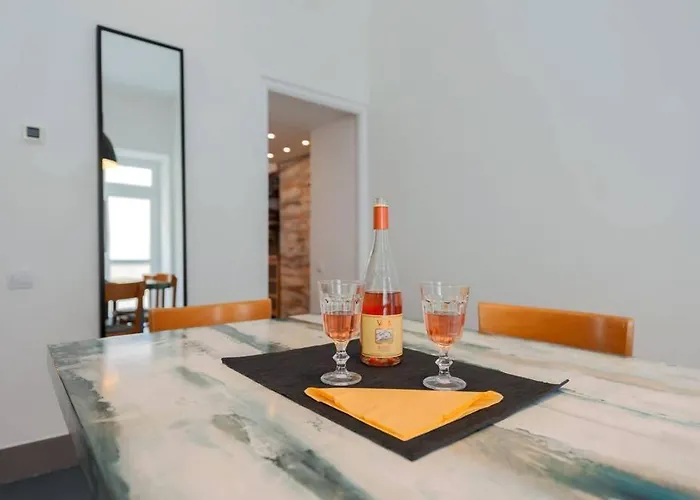 Modern Stylish 2 Bedroom Budapesta